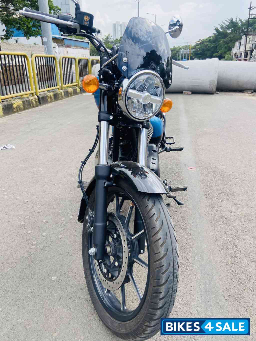 Royal Enfield Meteor 350 Supernova