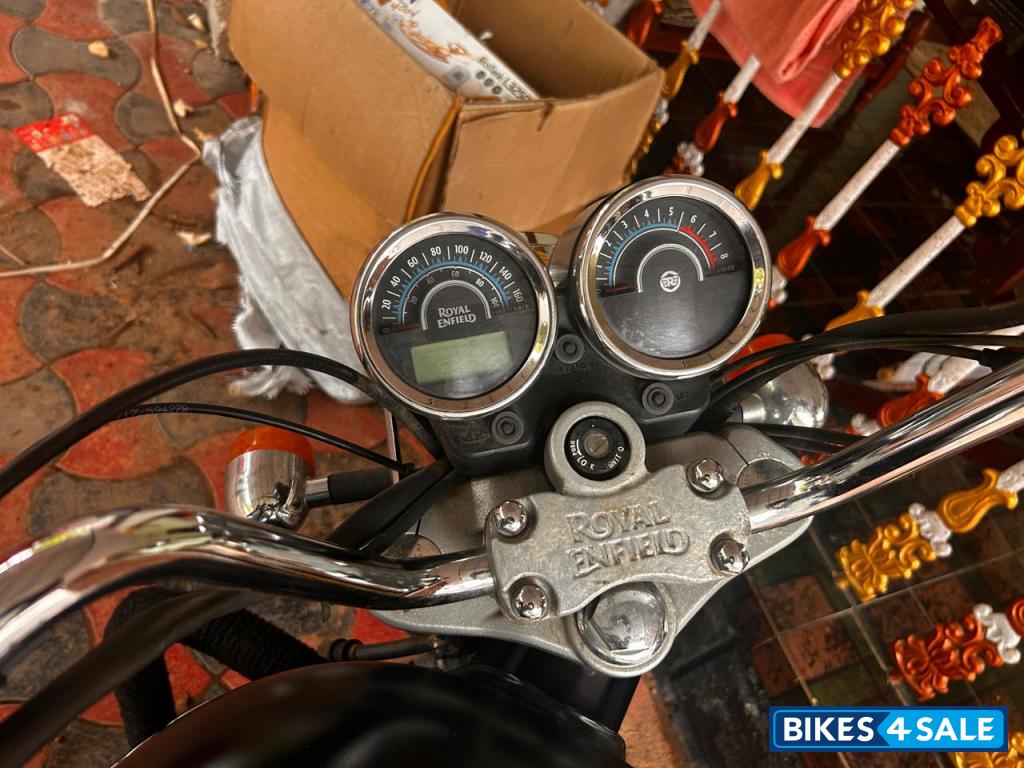 Black Mat Royal Enfield Thunderbird 500