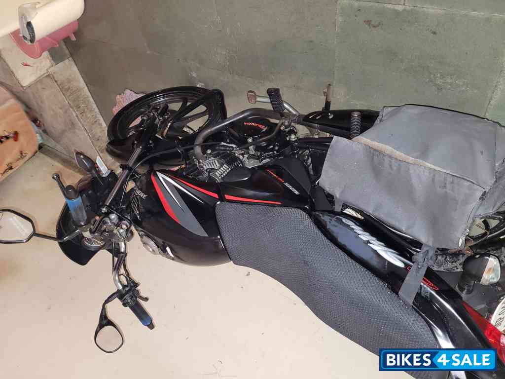 Black Honda Shine 125 Drum