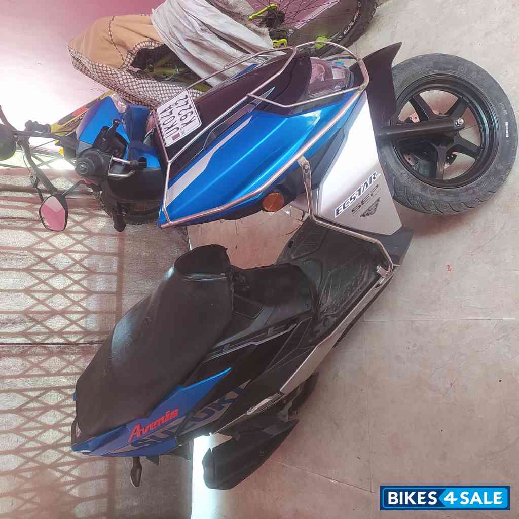 Suzuki Avenis 125 Ride Connect Edition