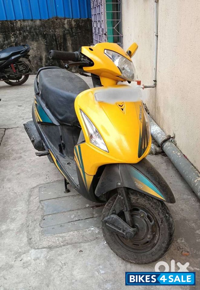 Yeallow Hero Pleasure