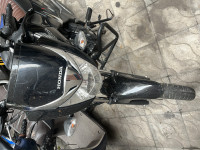 Black Honda Unicorn 160 BS6