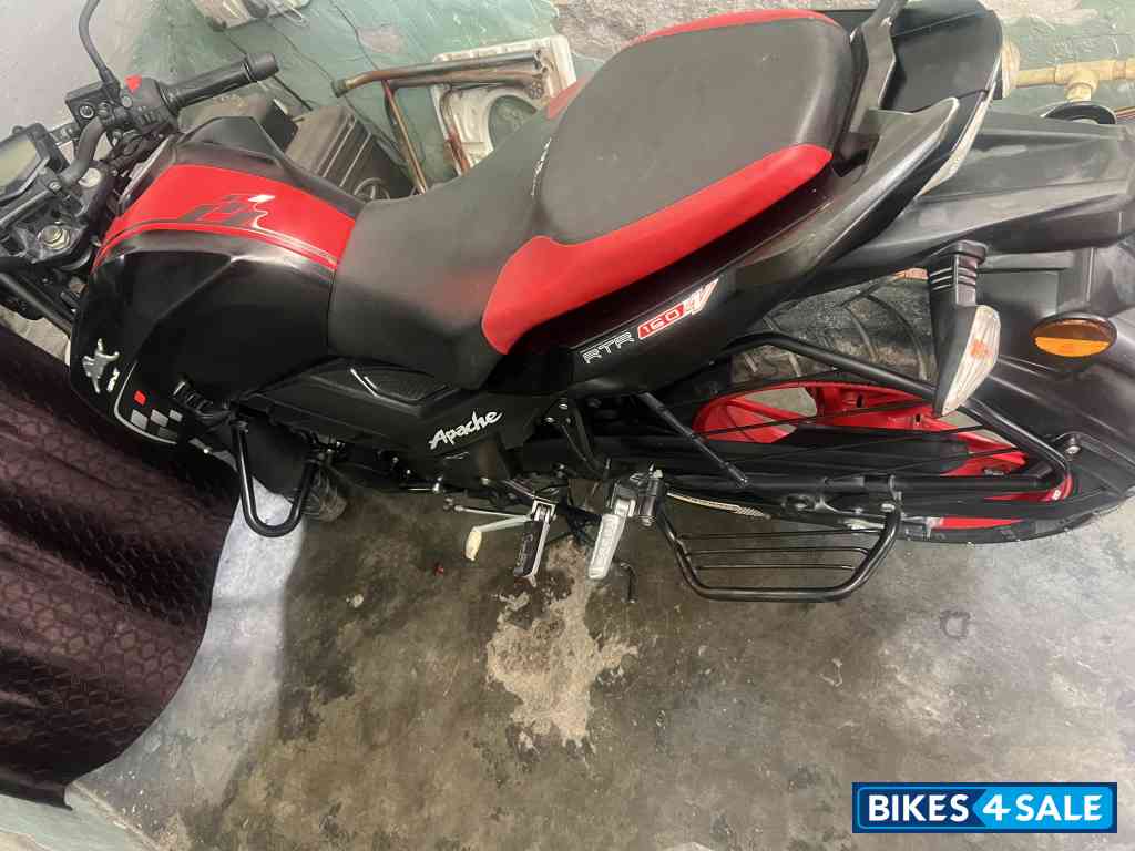 TVS Apache RTR 160 4V Special Edition