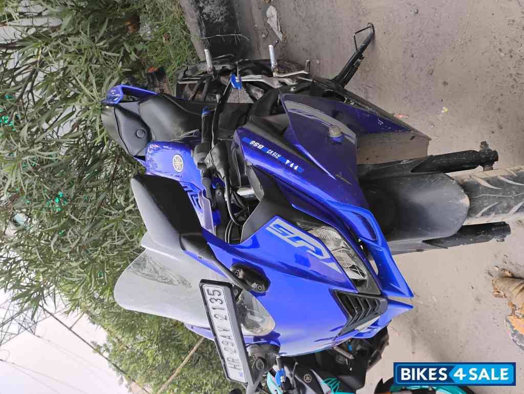 Yamaha YZF R15 V3