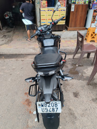 Black Bajaj Pulsar N150