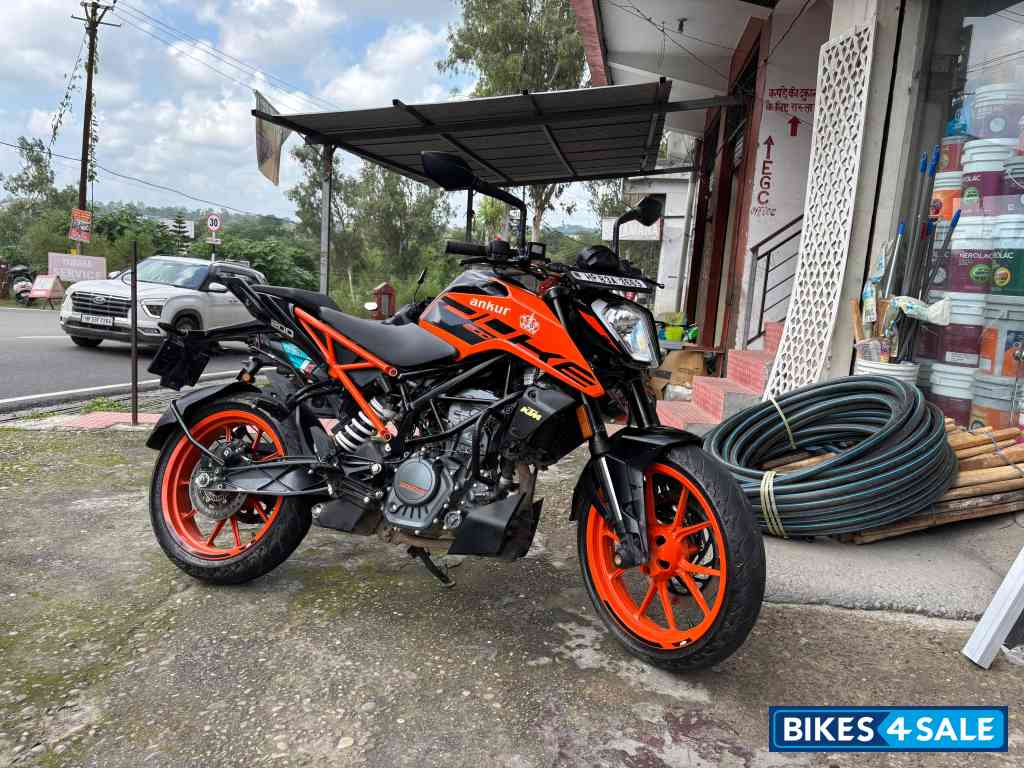 KTM Duke 200 ABS