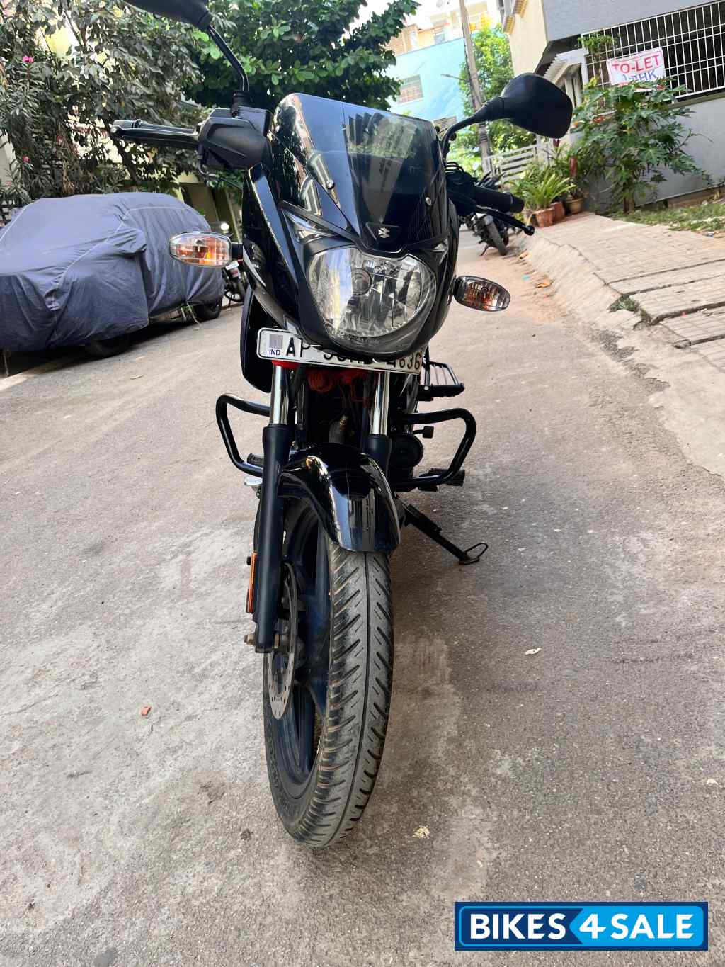 Bajaj Pulsar 125 Split Seat
