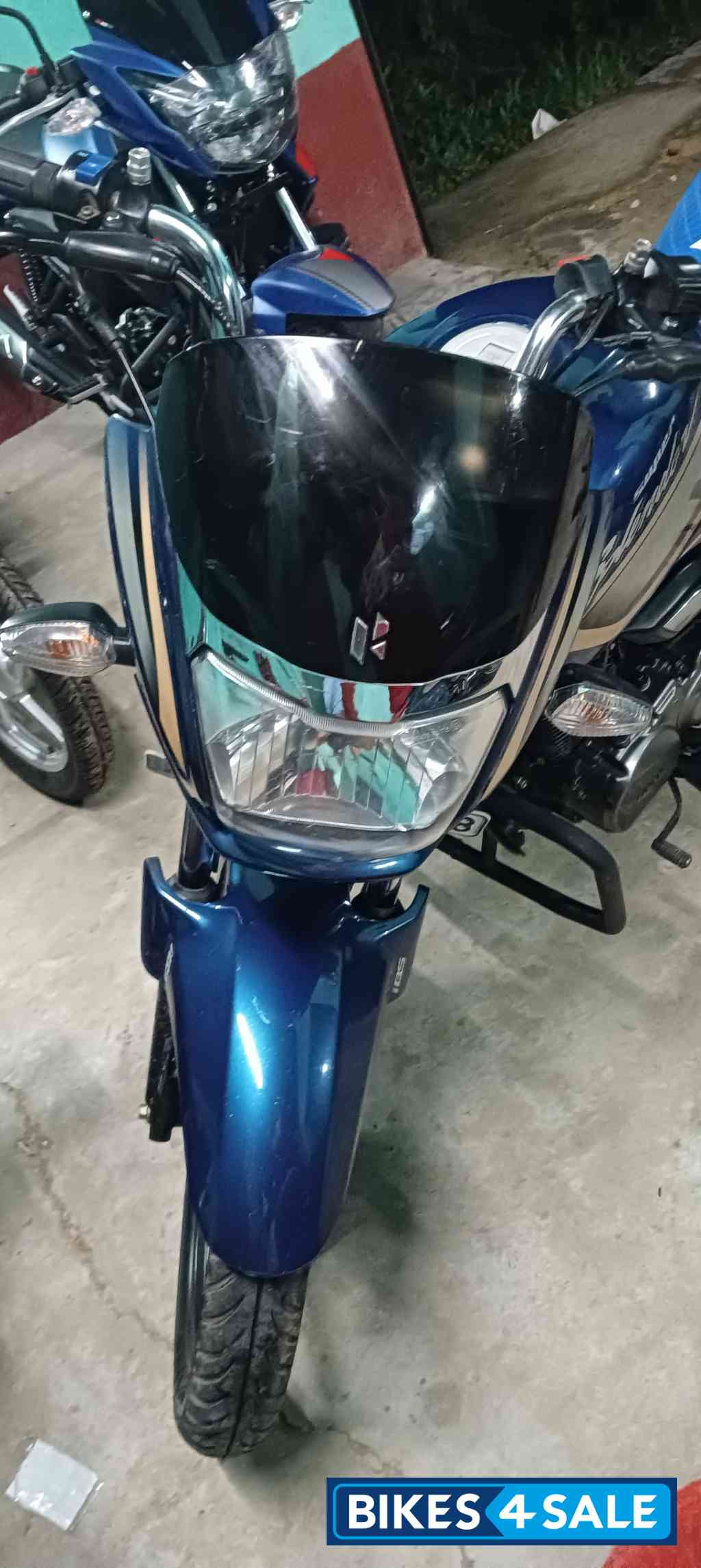 Blue Hero Super Splendor BS6