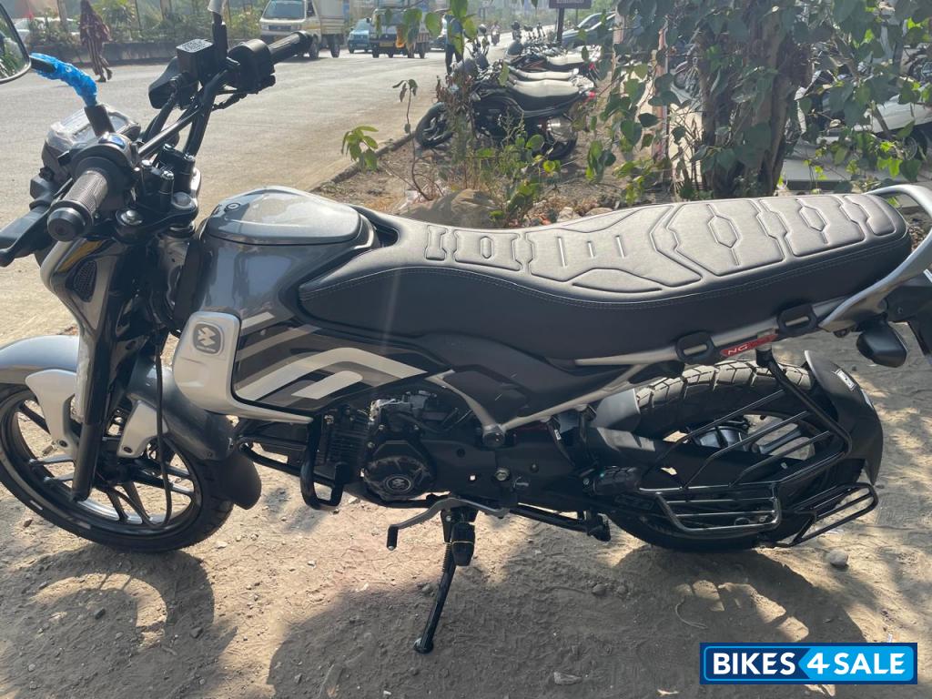 Bajaj Freedom 125 NG04 Disc LED