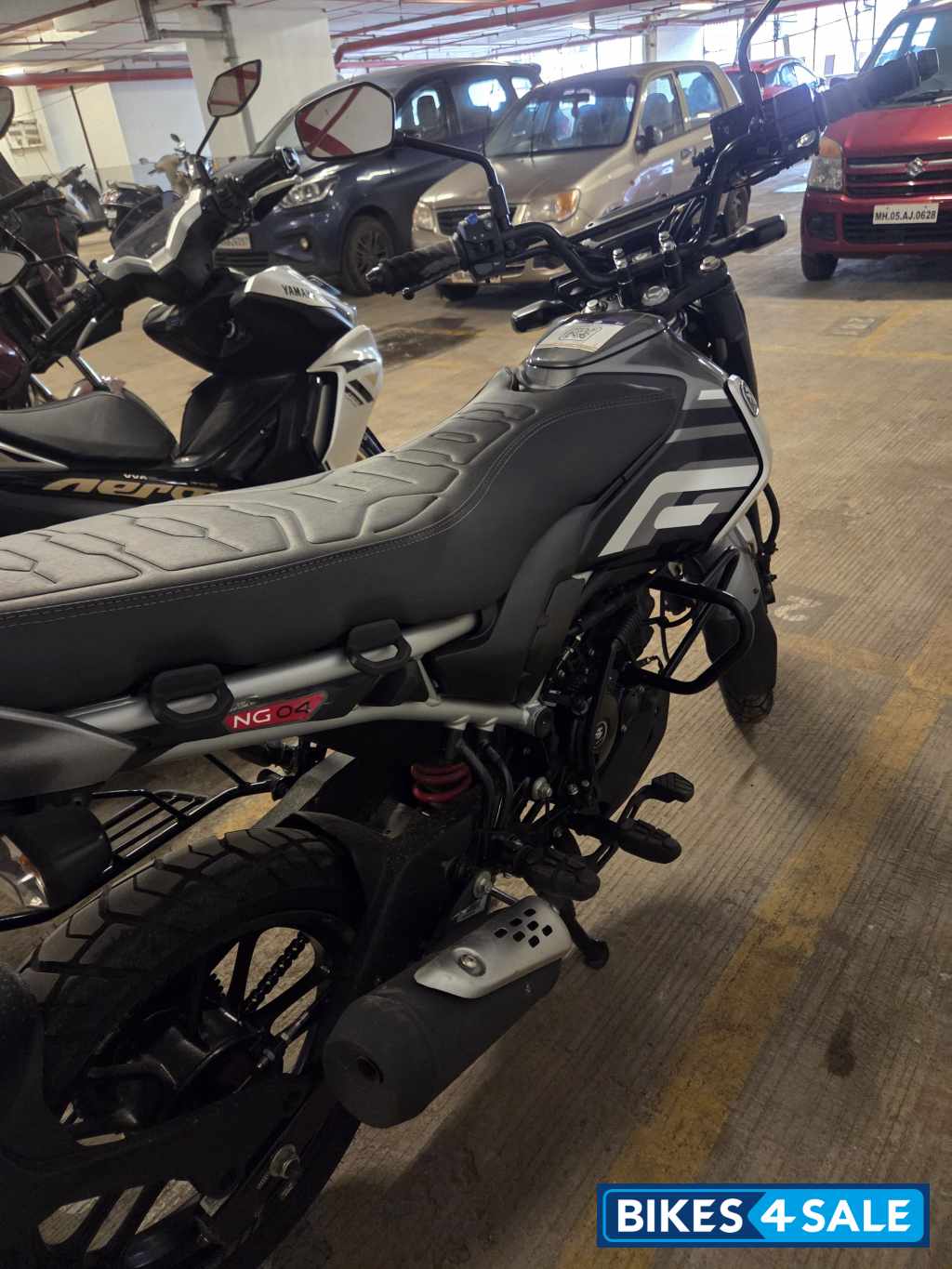 Bajaj Freedom 125 NG04 Disc LED Bajaj Freedom 125 NG04 Disc LED