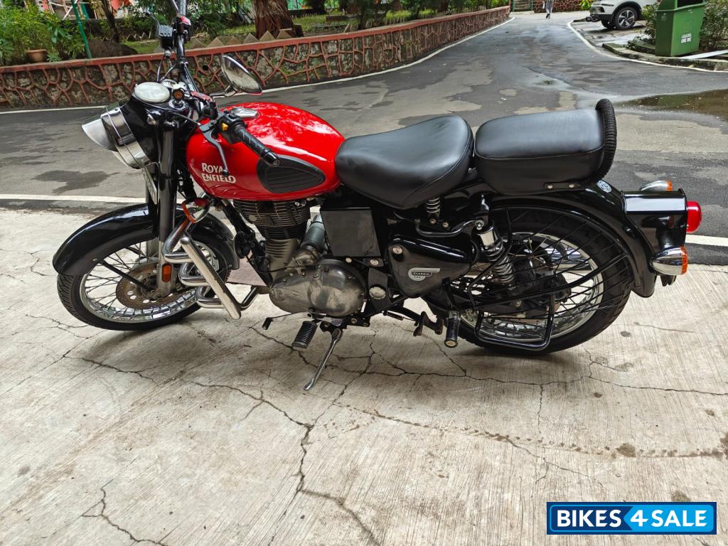 Royal Enfield Classic 350 Redditch Red
