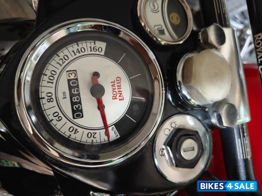 Royal Enfield Classic 350 Redditch Red