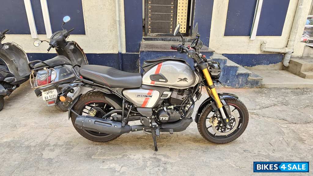 TVS Ronin TD 2025