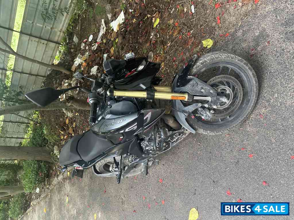 Bajaj Pulsar N160 Dual Channel ABS