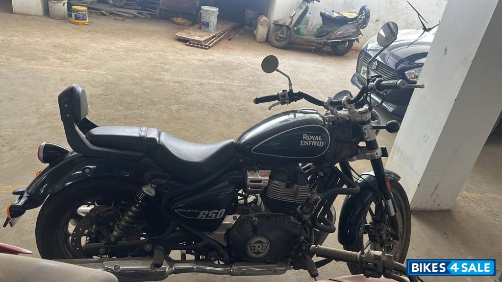 Royal Enfield Super Meteor 650