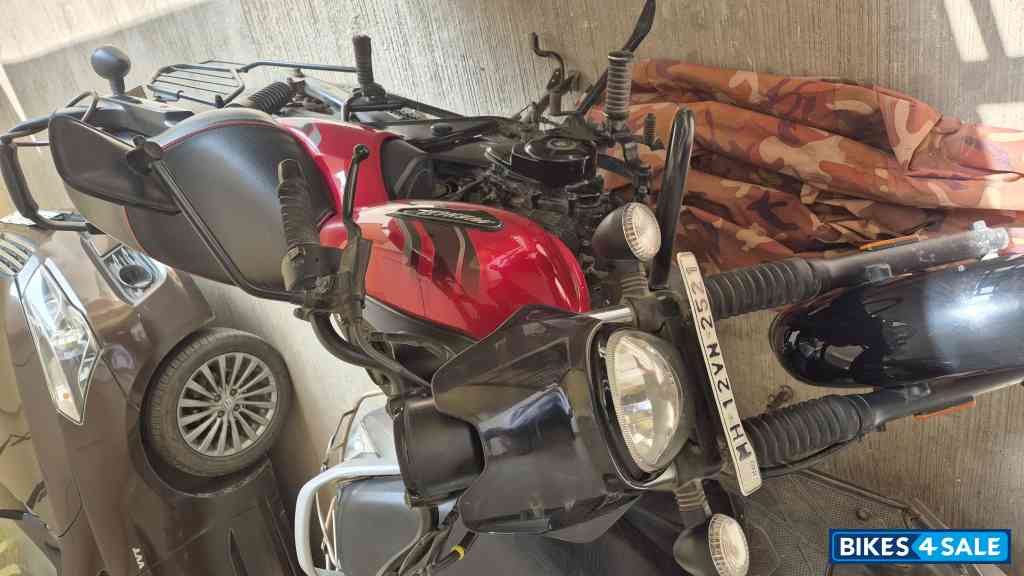 Bajaj Avenger Street 160