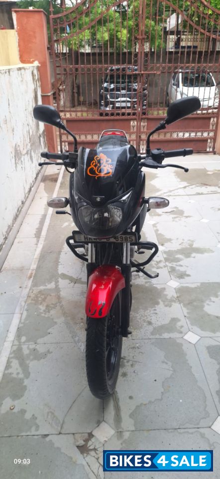 Wine Red/black Bajaj Pulsar 150