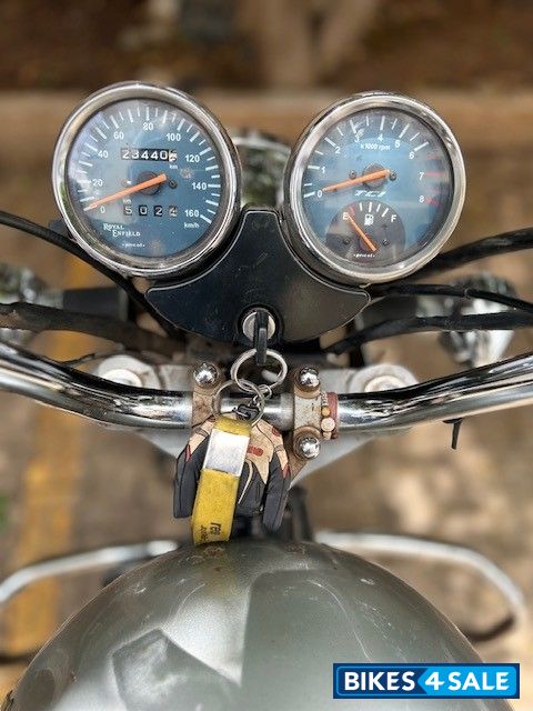 Silver Royal Enfield Thunderbird TwinSpark 350