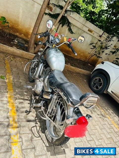 Silver Royal Enfield Thunderbird TwinSpark 350