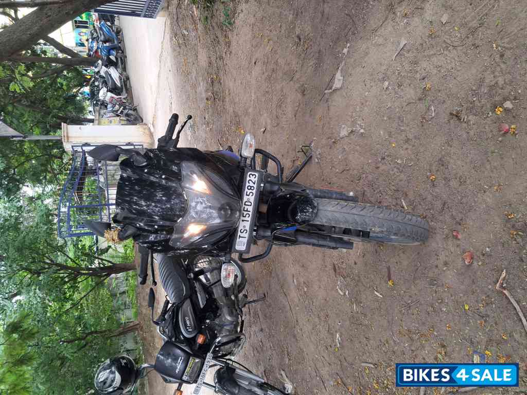 Bajaj Pulsar 220 DTSFi