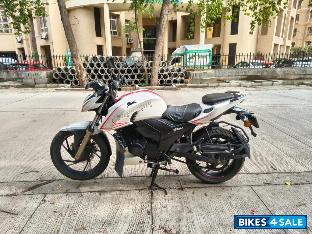 TVS Apache RTR 200 4V ABS