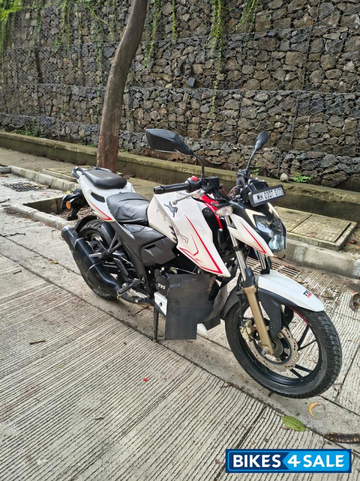 TVS Apache RTR 200 4V ABS