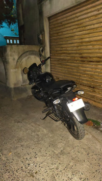 E Black With Platinum Bajaj Pulsar 125