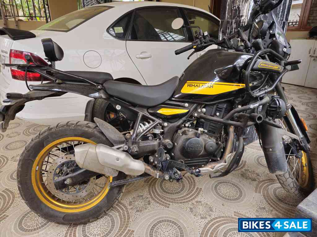 Hanle Black Royal Enfield Himalayan 450