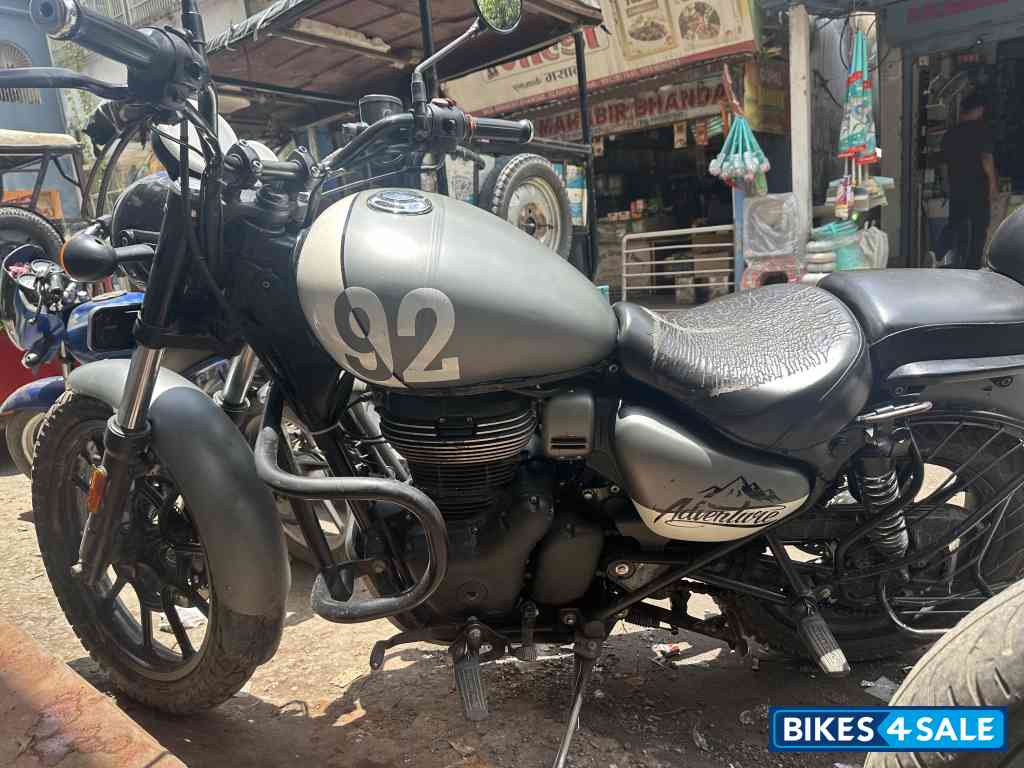 Royal Enfield Meteor 350 Stellar Royal Enfield Meteor 350 Stellar