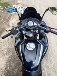Graphite Black Bajaj Pulsar RS 200 ABS