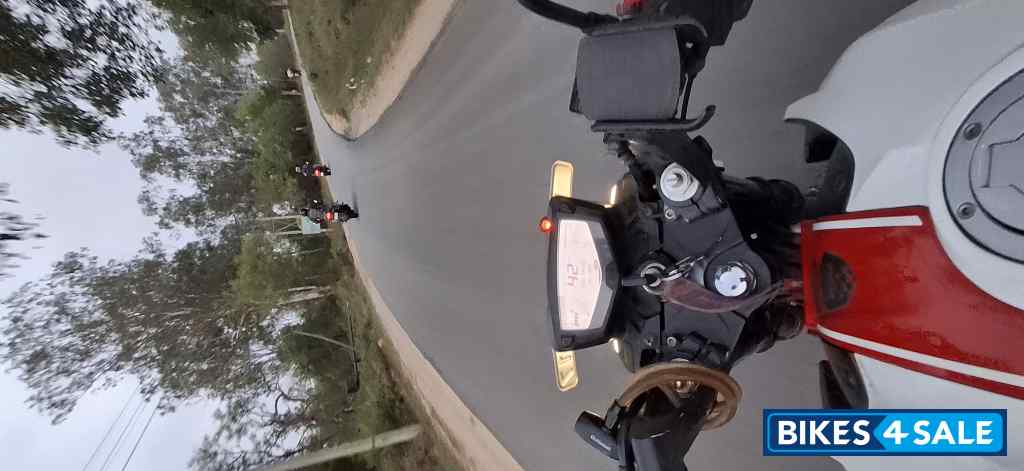 TVS Apache RTR 200 4V