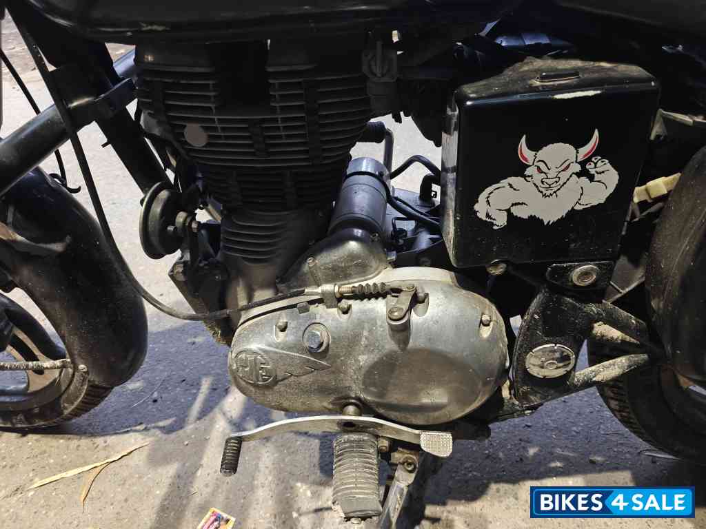 Black Royal Enfield Classic 350