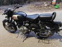 Black Royal Enfield Classic 350