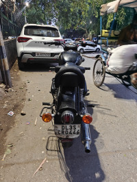 Black Royal Enfield Classic 350