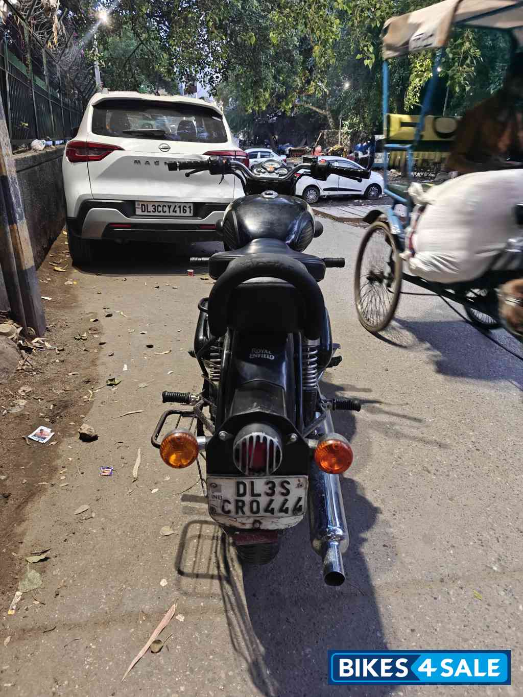 Black Royal Enfield Classic 350