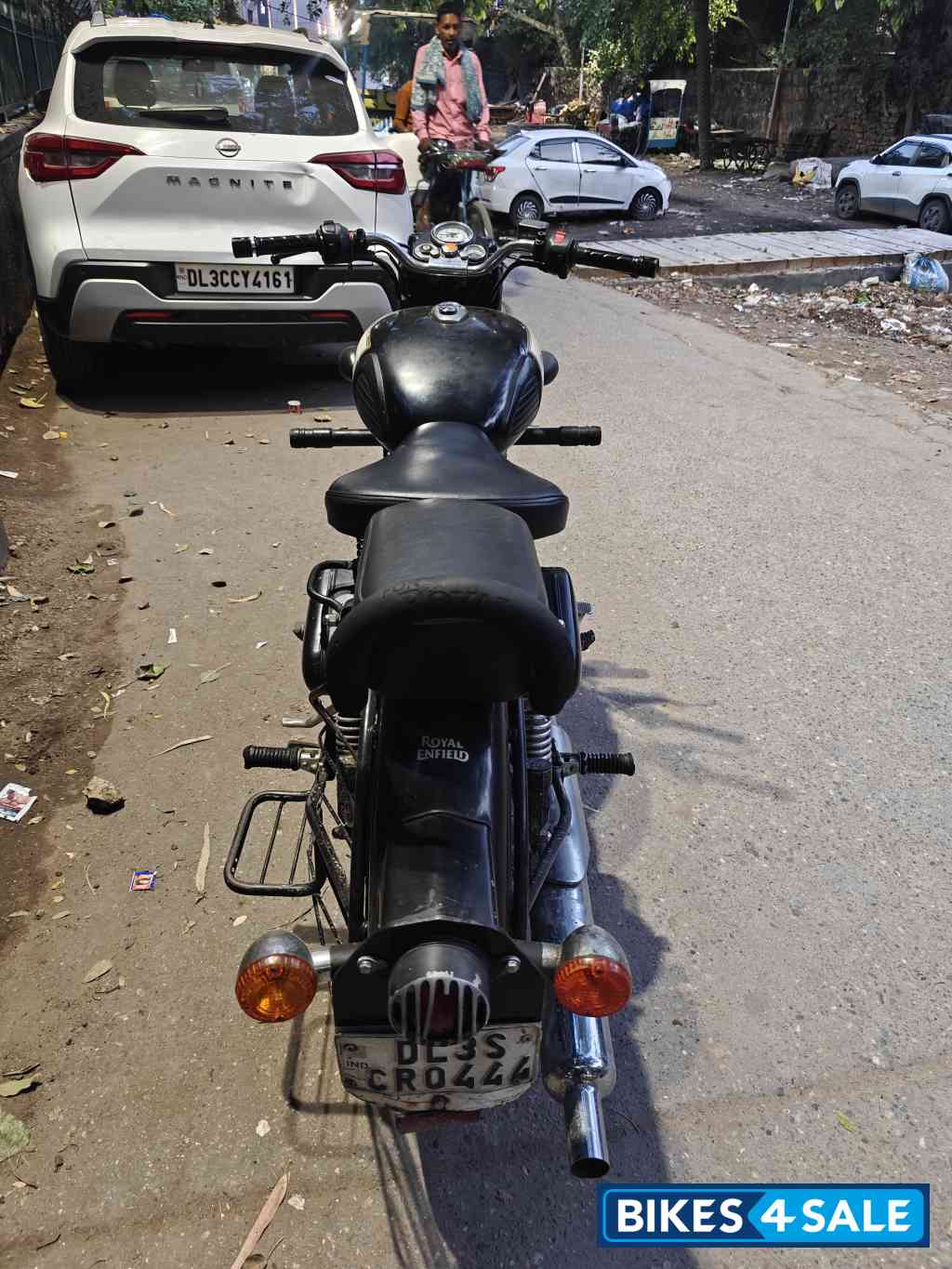 Black Royal Enfield Classic 350