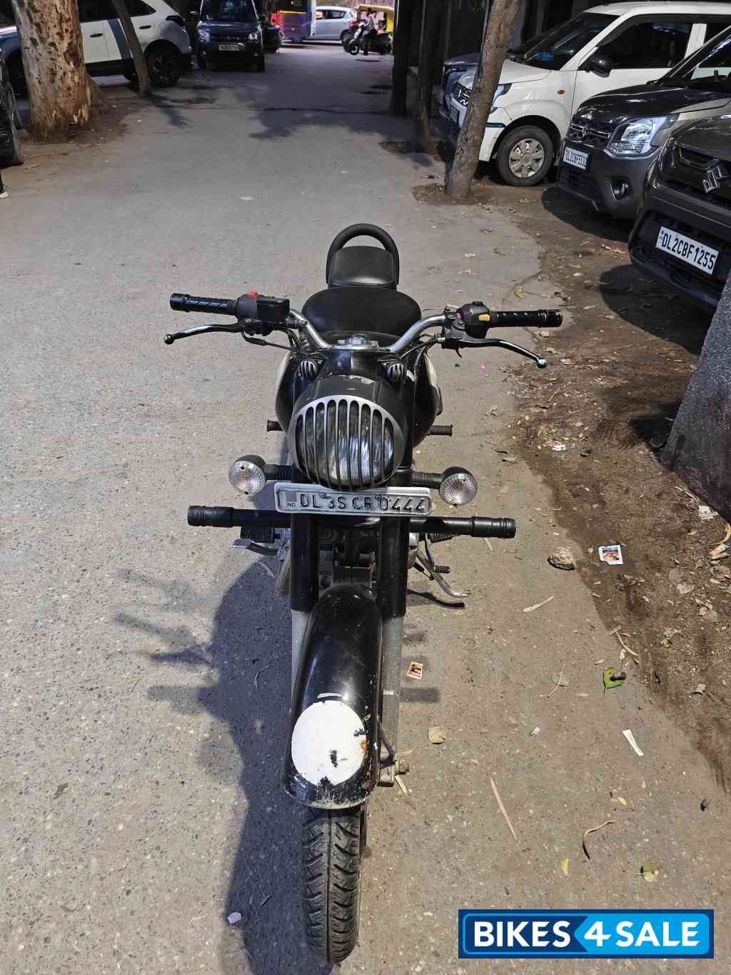 Black Royal Enfield Classic 350