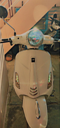 White Pure EV epluto