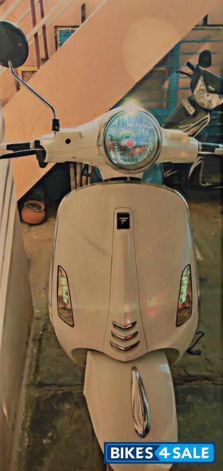 White Pure EV epluto