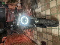 Husqvarna Svartpilen 250 2022