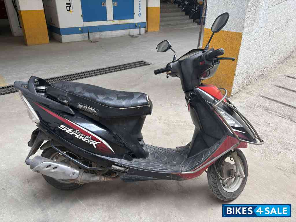 TVS Scooty Streak