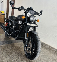 Gunmetal Harley Davidson Street Rod