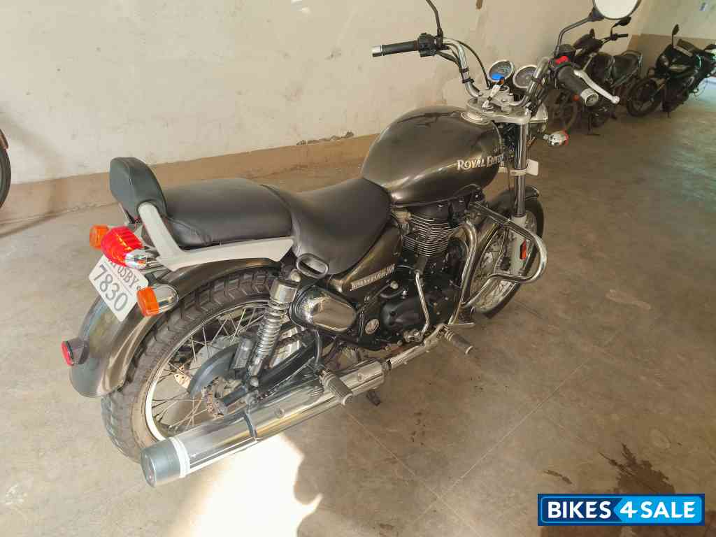 Lightning Royal Enfield Thunderbird 350