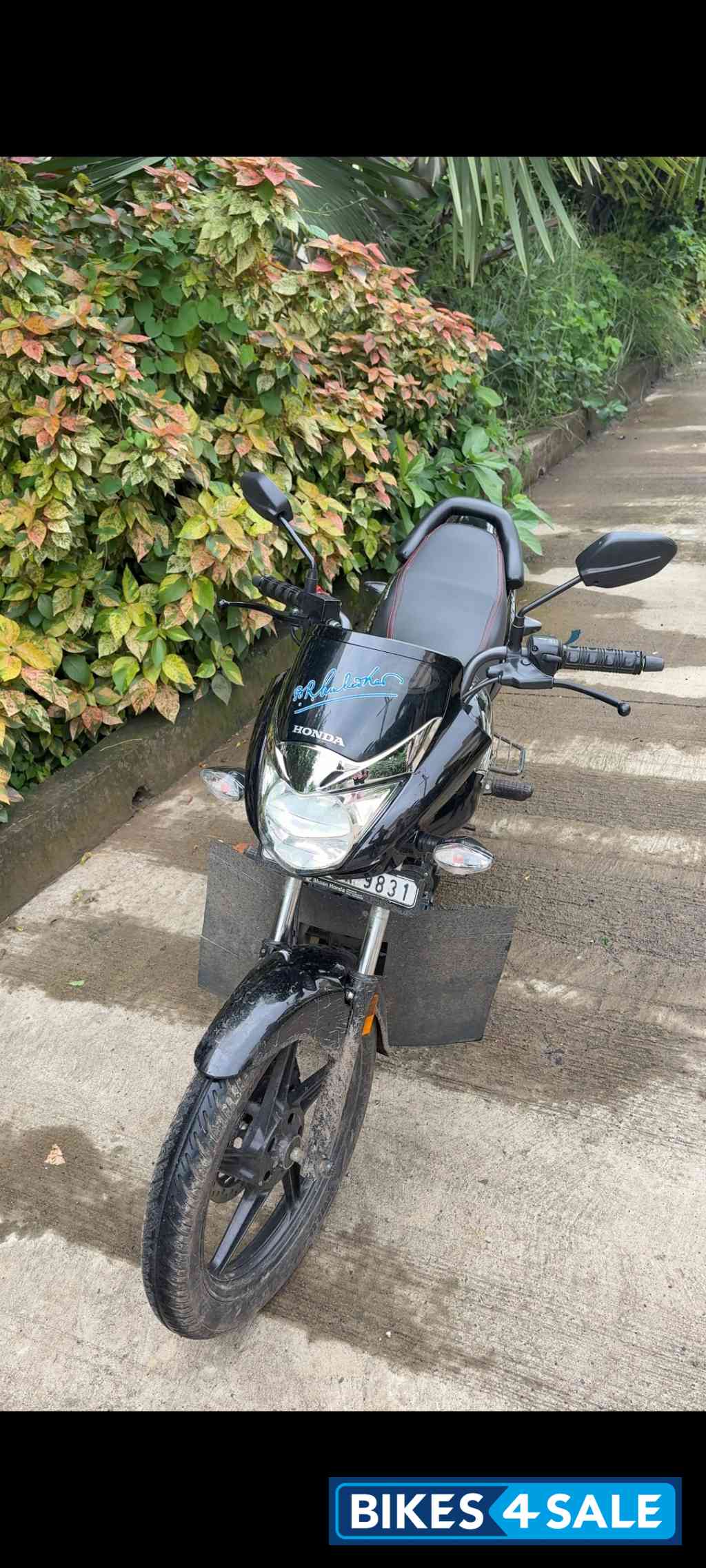 Black Honda Unicorn OBD2