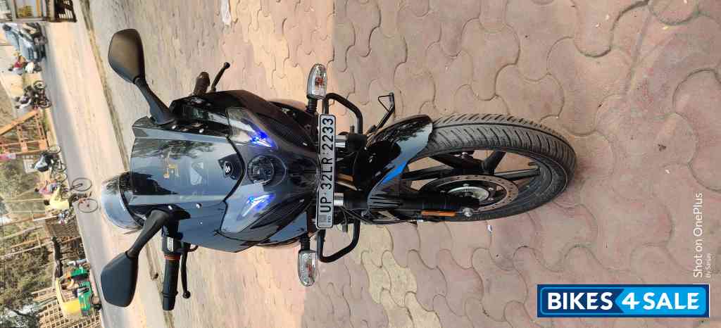 Ebony Black Blue Dkl Bajaj Pulsar 220F BS6