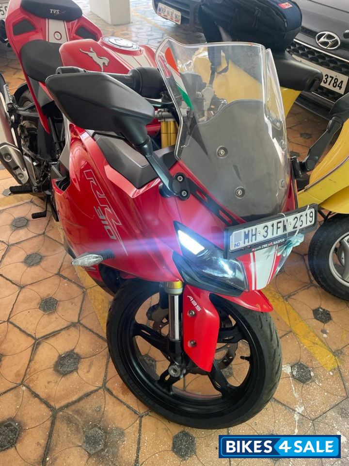 Red TVS Apache RR 310
