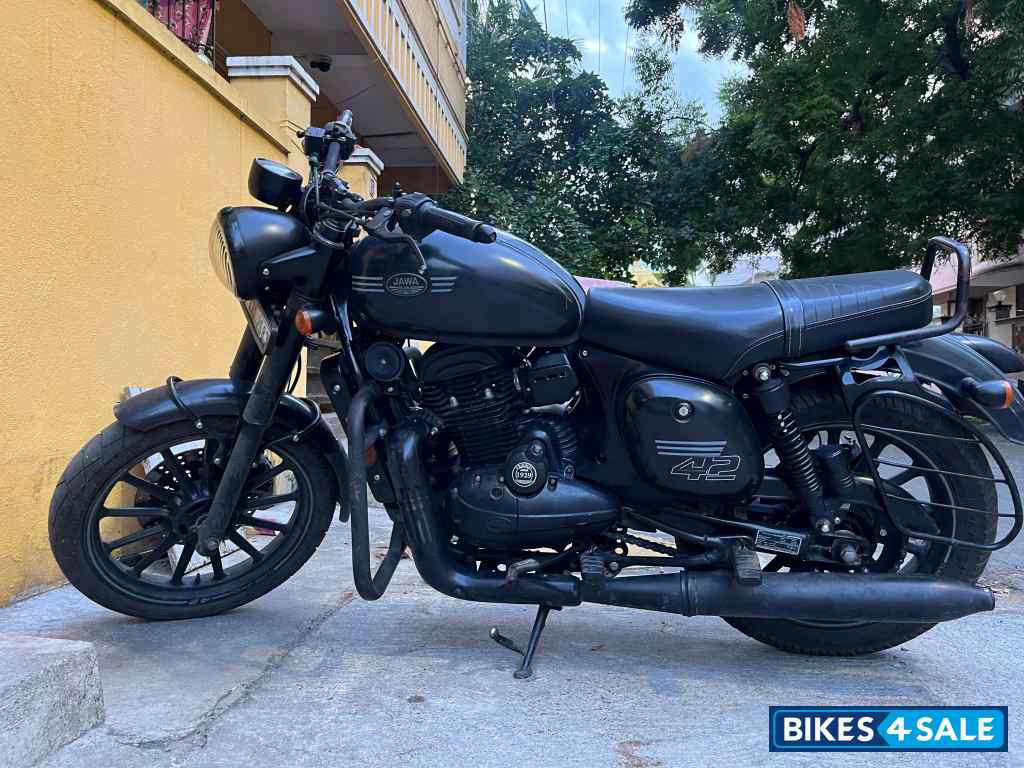 Black Jawa 42 Dual Channel ABS AllStar Black