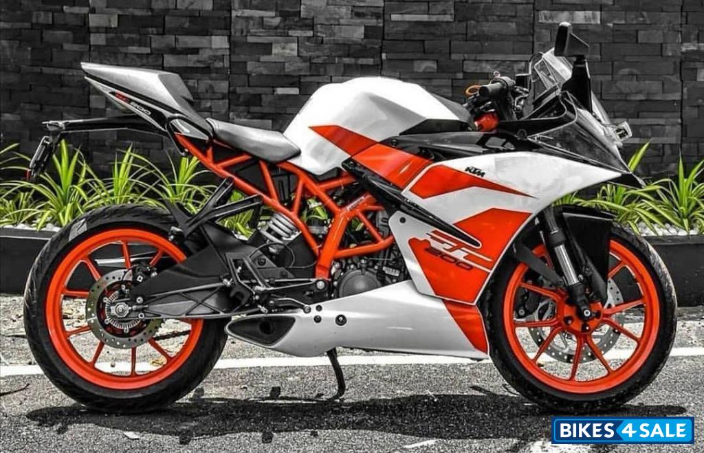 KTM RC 200