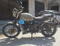 Royal Enfield Scram 411