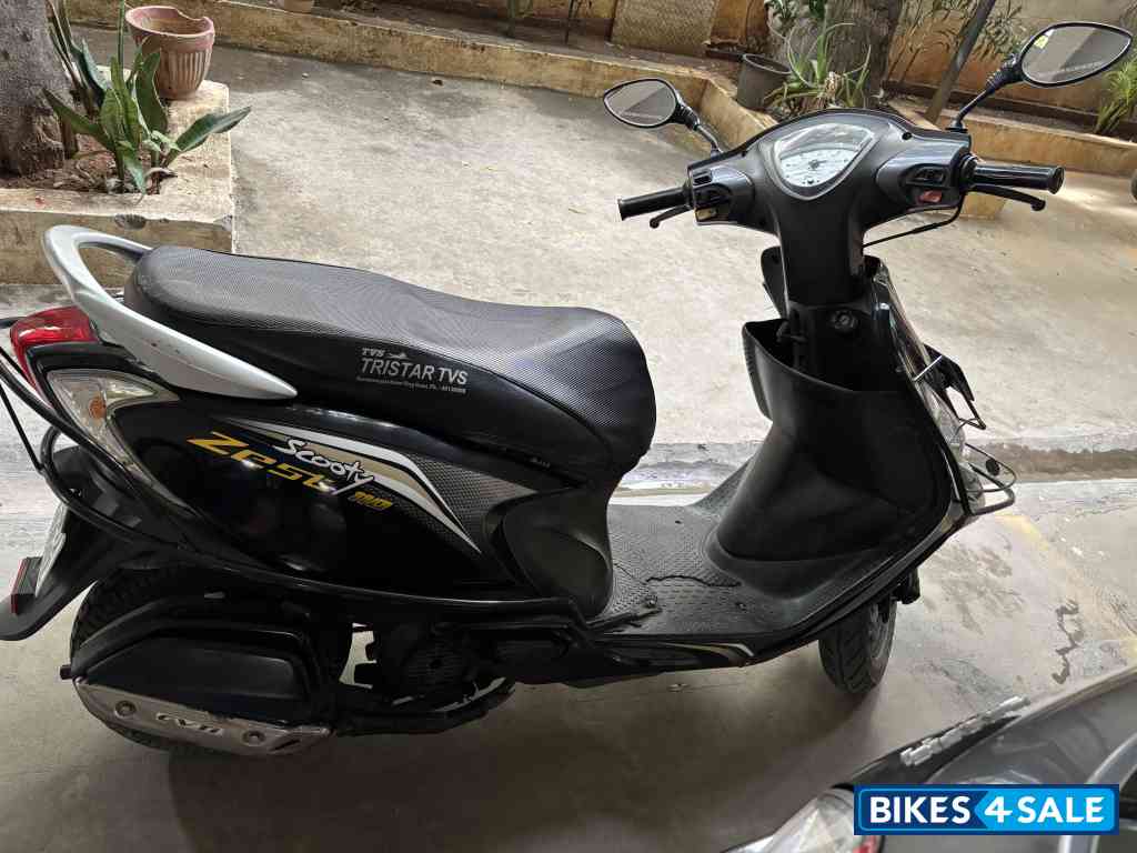 TVS Scooty Zest TVS Scooty Zest